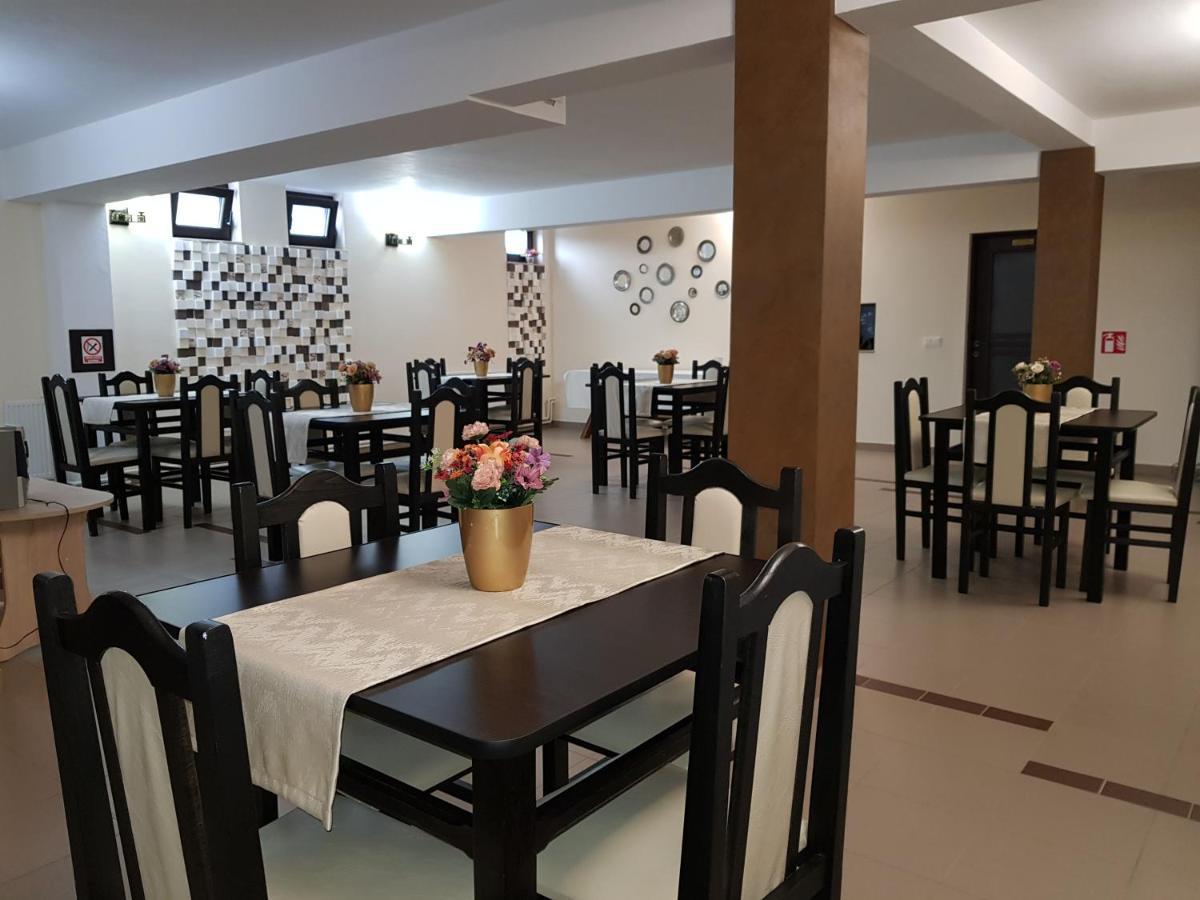 Alba Forum Alba Iulia Bagian luar foto