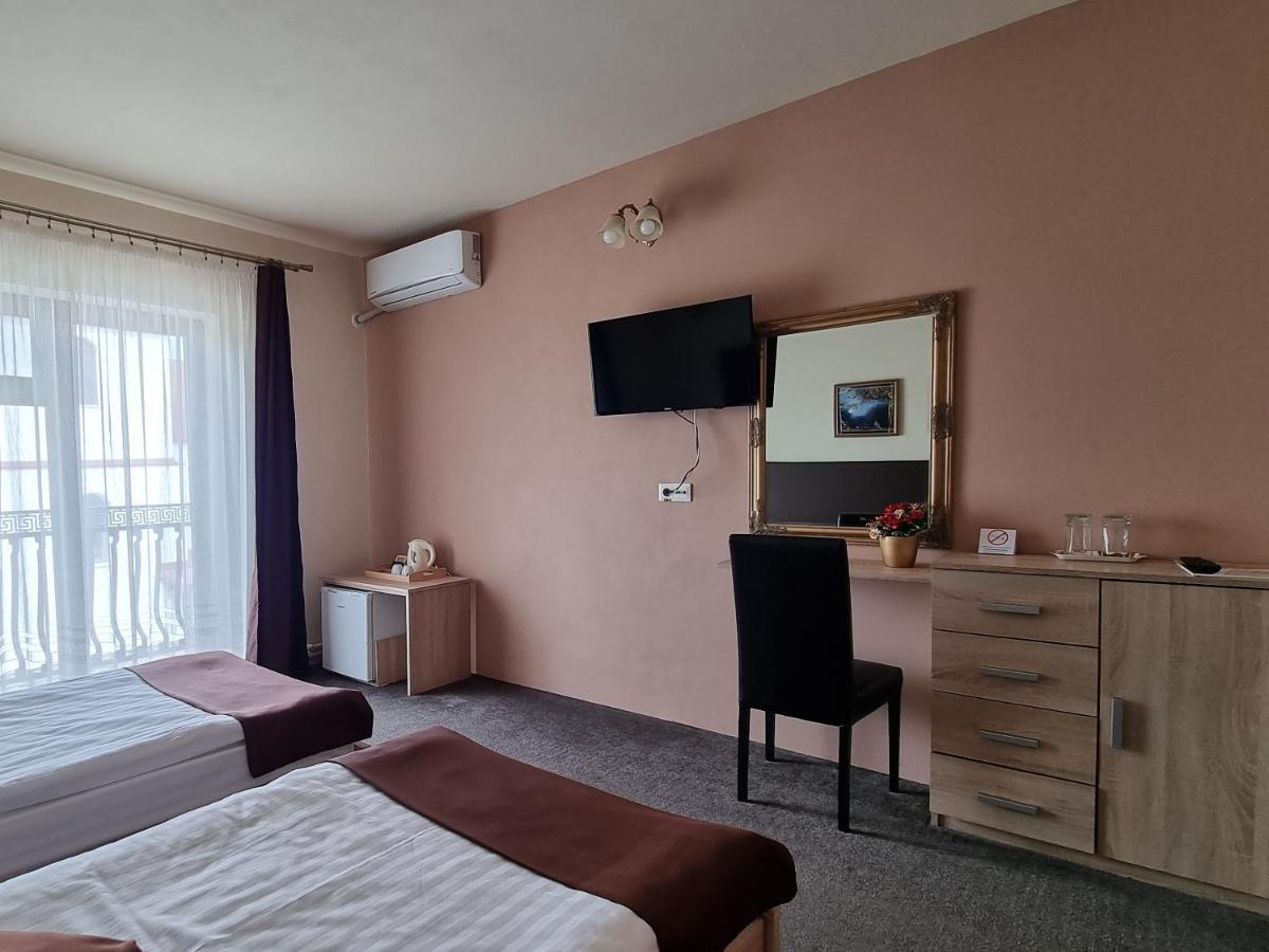 Alba Forum Alba Iulia Bagian luar foto